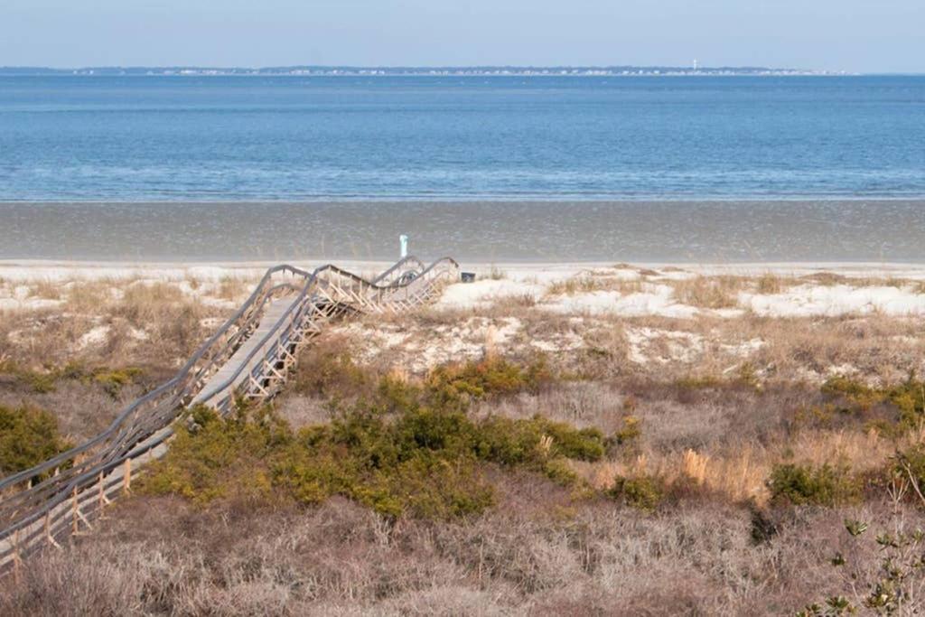 Pelican Point Unobstructed Beach Views Beach Access Out Back Door! Harbor Island Exteriör bild